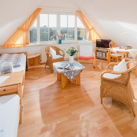 Haus Dwarslooper - Wohnung Luentje Нордерней Экстерьер фото