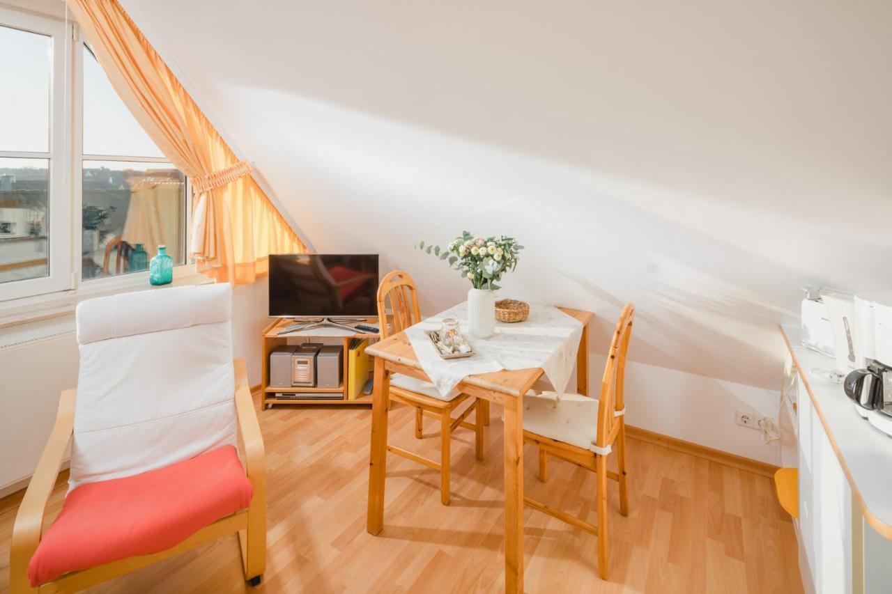 Haus Dwarslooper - Wohnung Luentje Нордерней Экстерьер фото